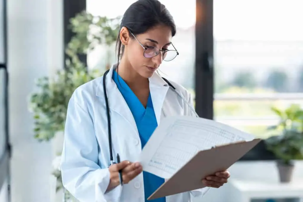 Why Outsource Quality Reporting to MedicLogs?